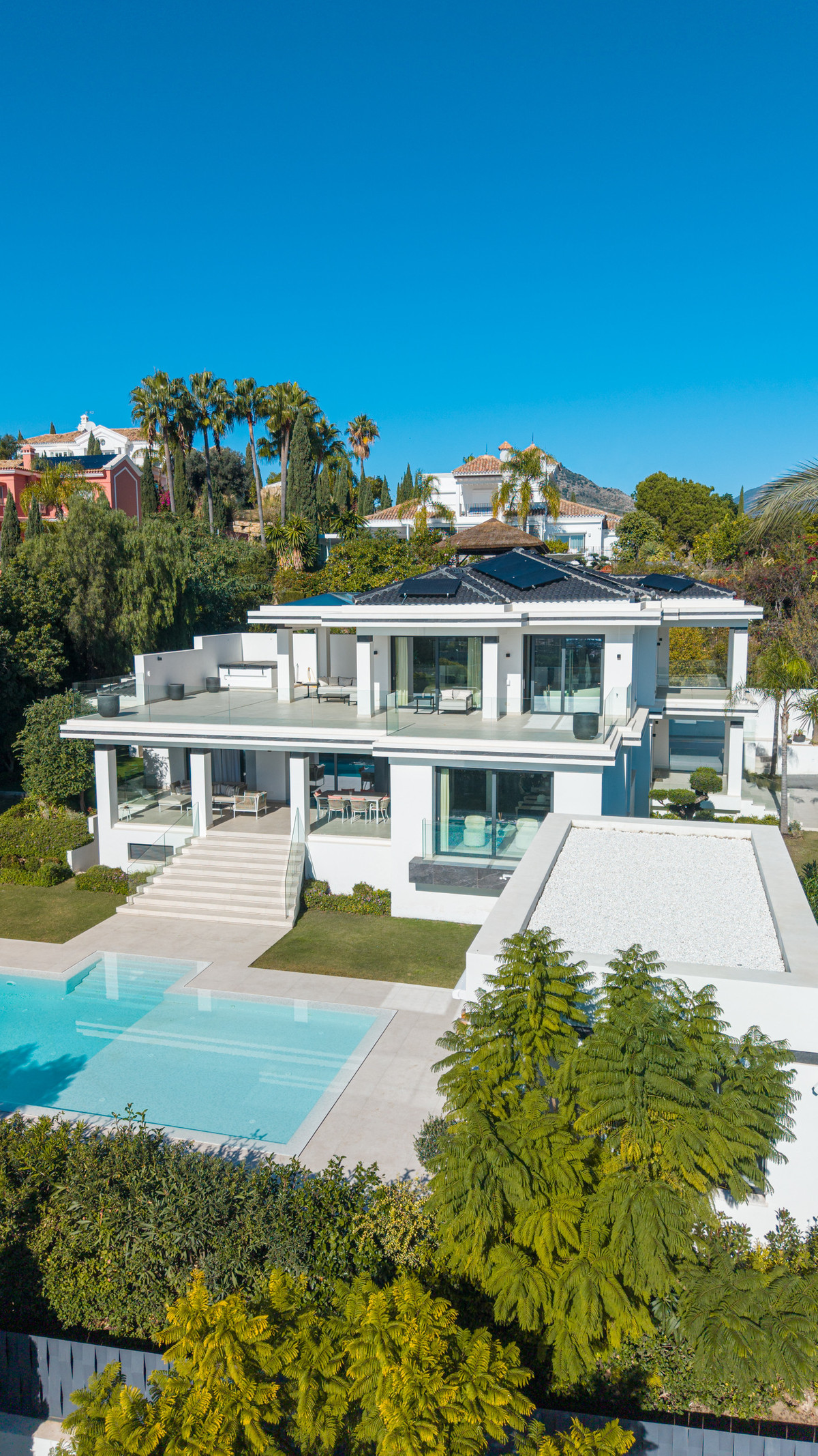 4 кровать 4 ванна Вилла для продажи в Los Flamingos, Benahavis