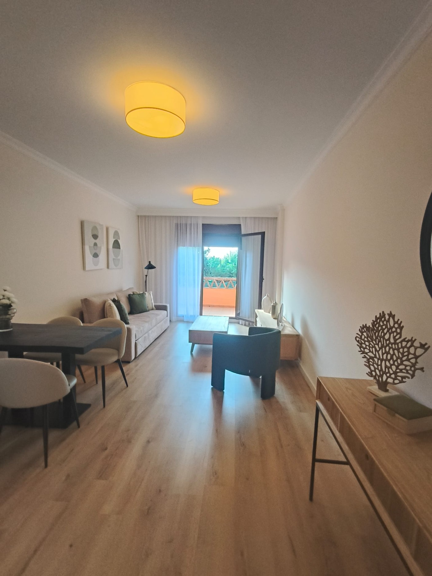 Ático de 3 Dormitorios y 2 Baños en venta en El Paraíso