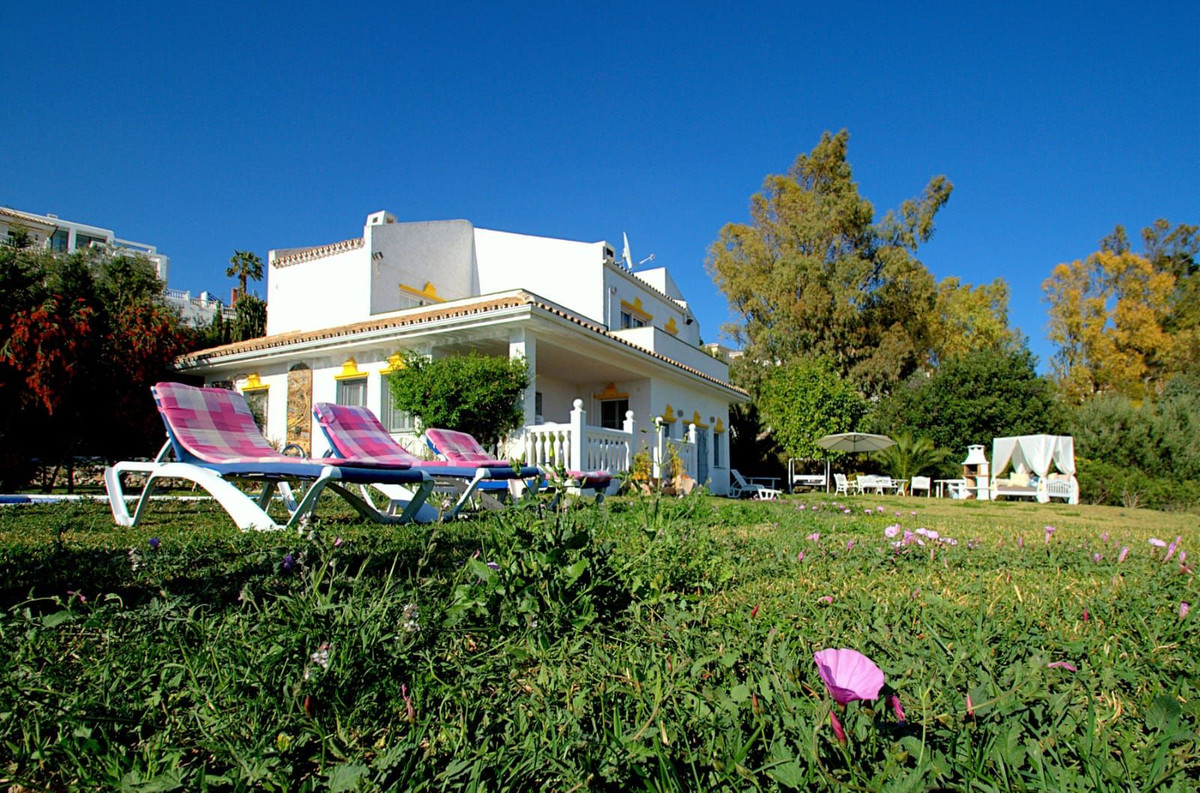 Casa de 4 Dormitorios en venta en Mijas