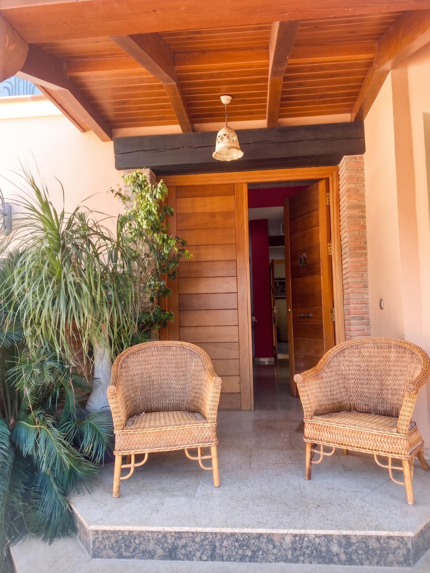 Casa de 4 Dormitorios y 3 Baños en venta en Las Lagunas de Mijas