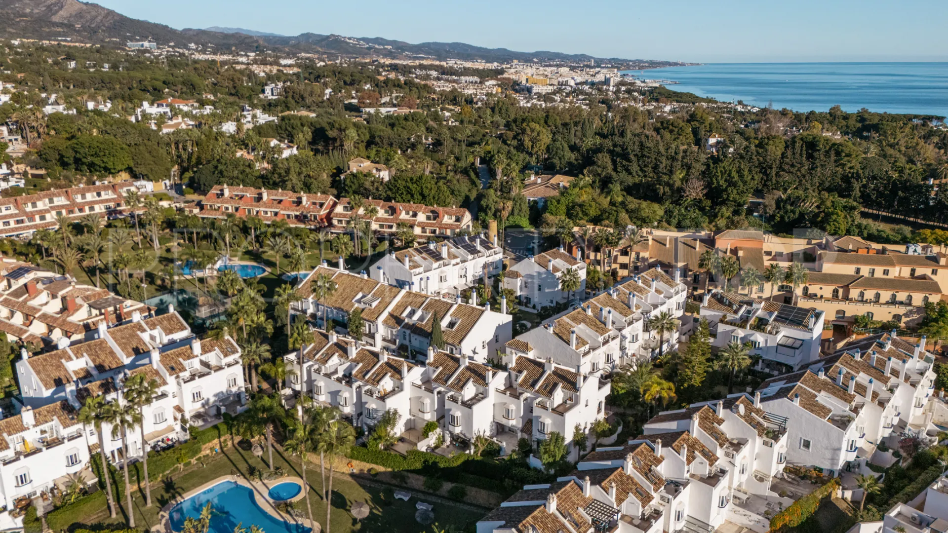3 Bed, 3 Bath - Townhouse for Sale in Marbella Golden Mile