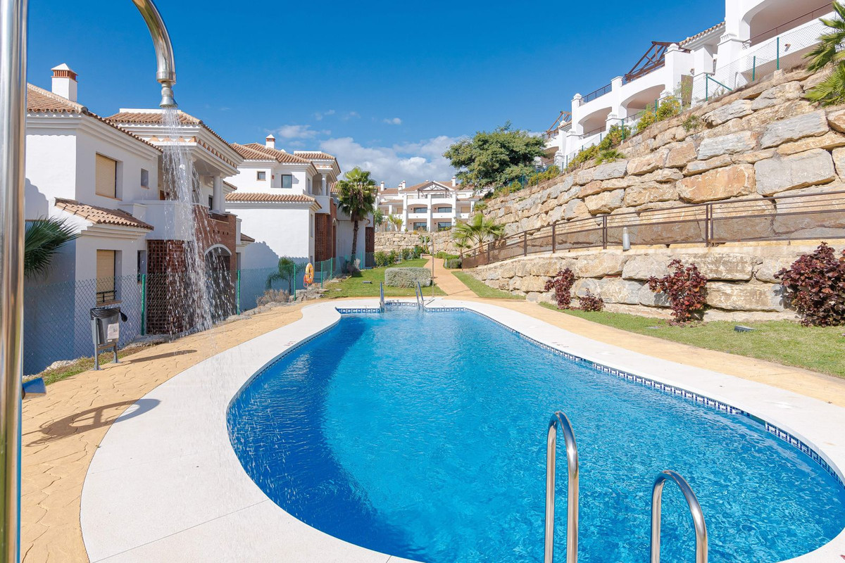Ático de 3 Dormitorios y 3 Baños en venta en Casares