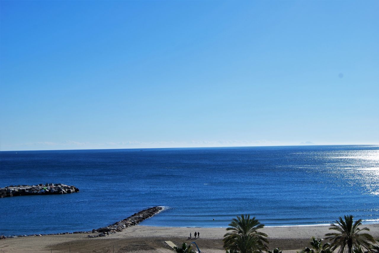 Piso de 2 Dormitorios y 2 Baños en venta en Marbella