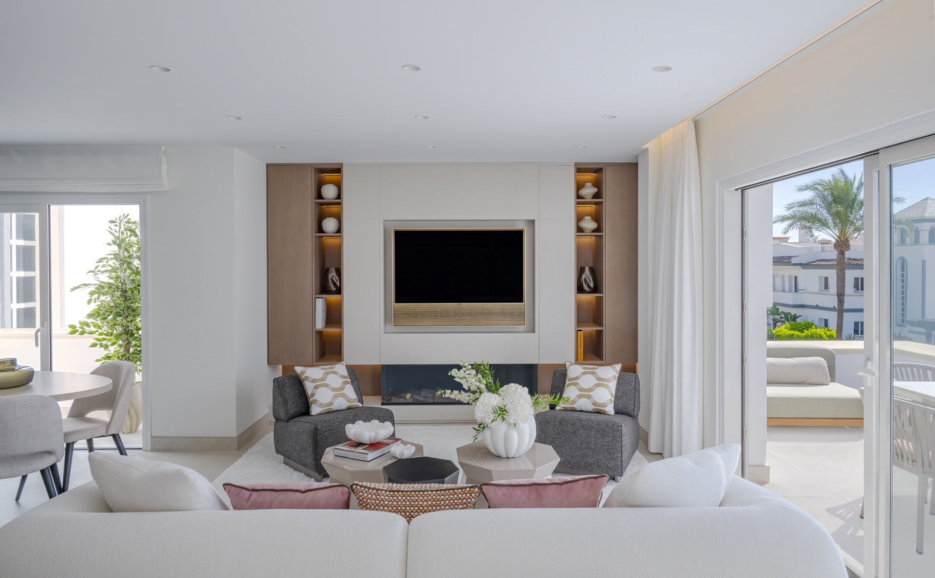 3 Bed, 3 Bath - Penthouse for Sale in Estepona