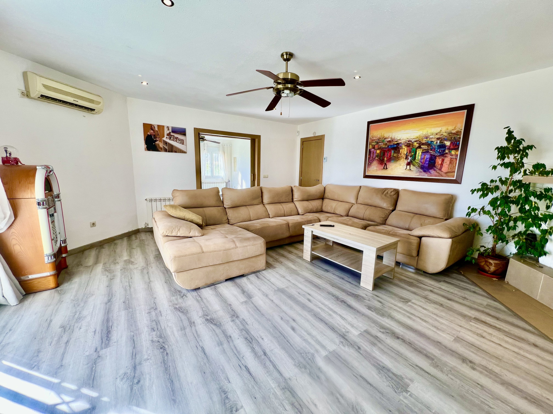 Casa de 5 Dormitorios y 3 Baños en venta en Felix