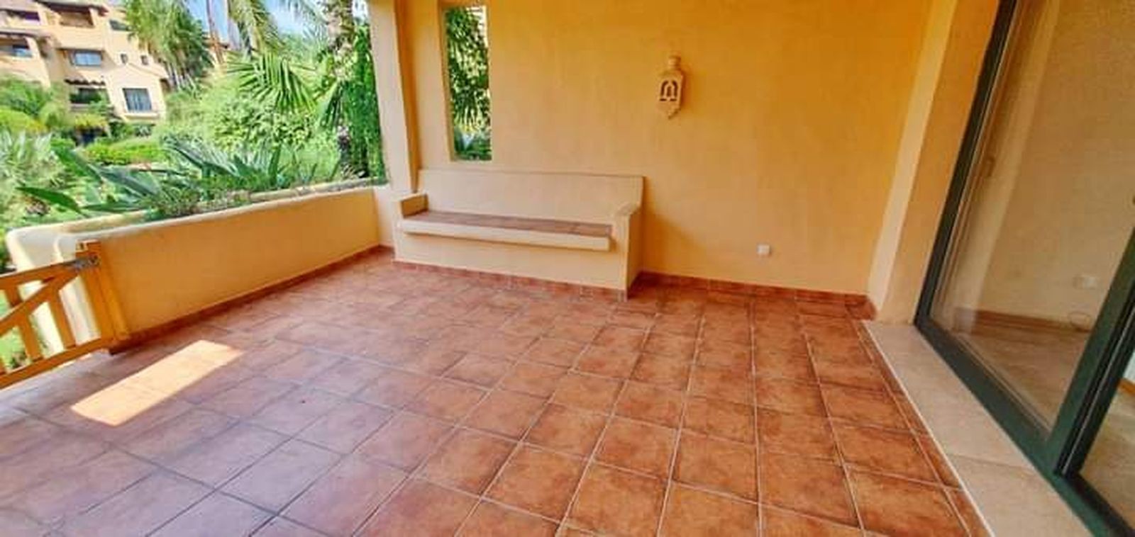 2 Slaapk. - Appartement te koop in Atalaya Isdabe