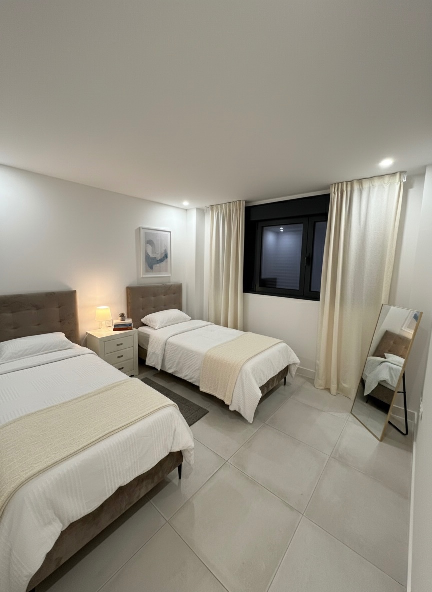 Piso de 2 Dormitorios en venta en Estepona