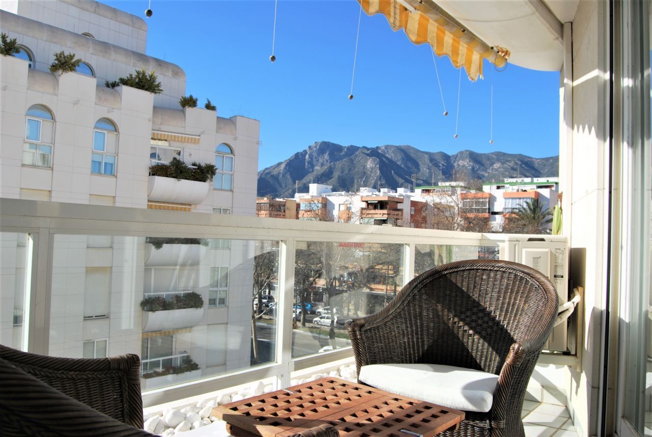 Piso de 2 Dormitorios y 2 Baños en venta en Marbella