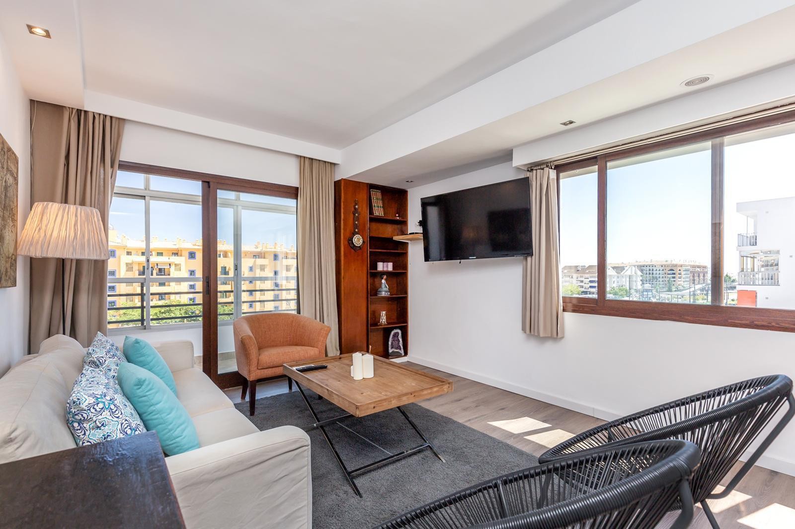 3 Bed - Apartment Holiday Rental in San Pedro Center, San Pedro de Alcántara