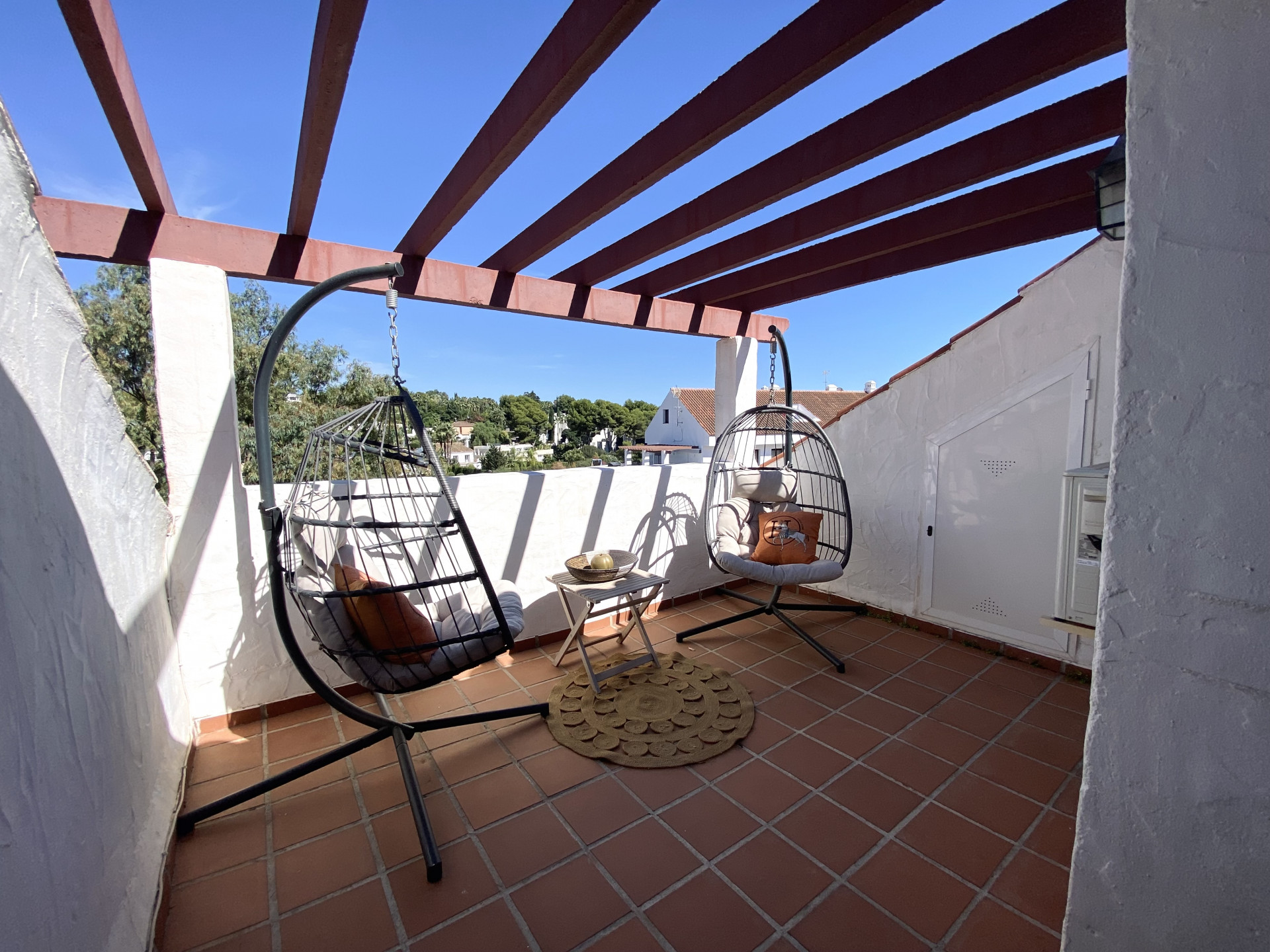 Ático de 3 Dormitorios y 2 Baños en venta en Nueva Andalucía, Marbella