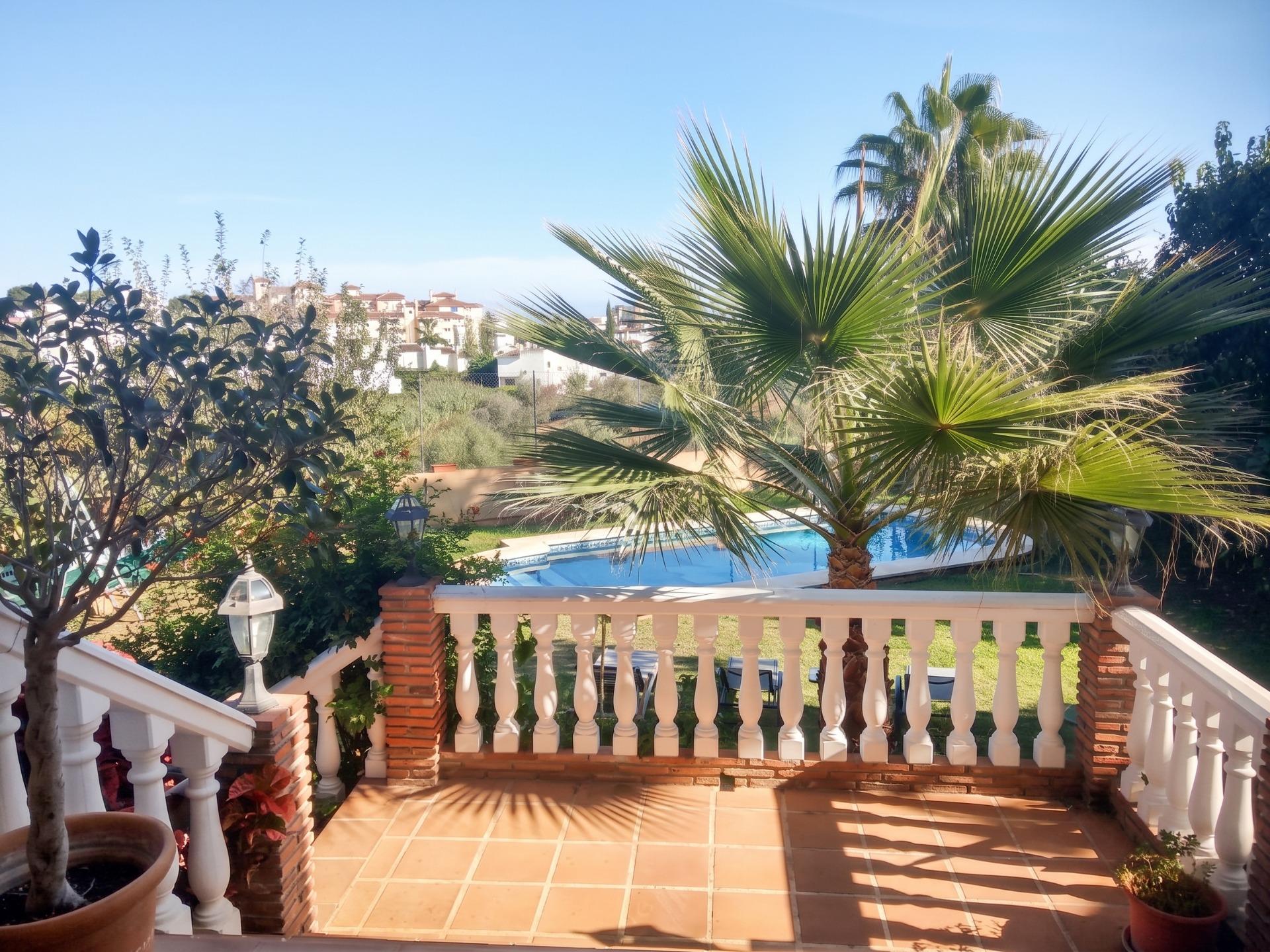 Casa de 4 Dormitorios y 3 Baños en venta en Las Lagunas de Mijas