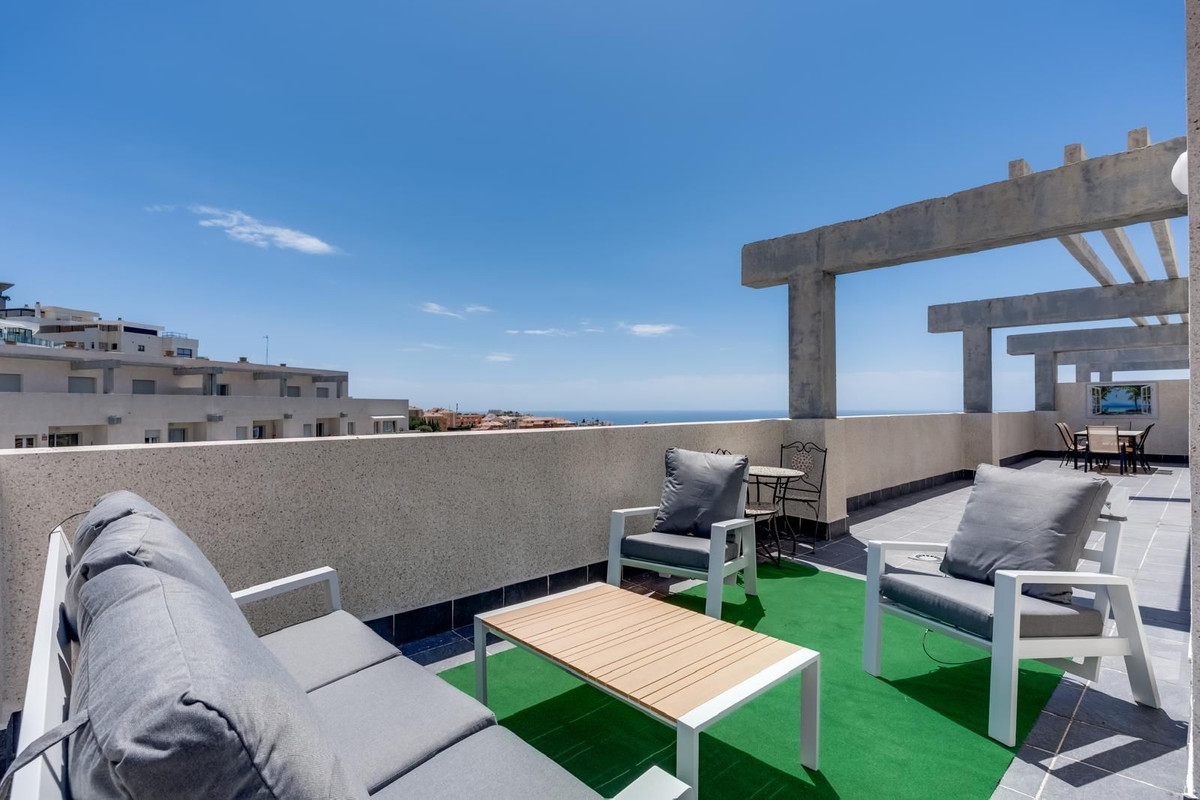 Ático de 2 Dormitorios en venta en Riviera del Sol, Mijas