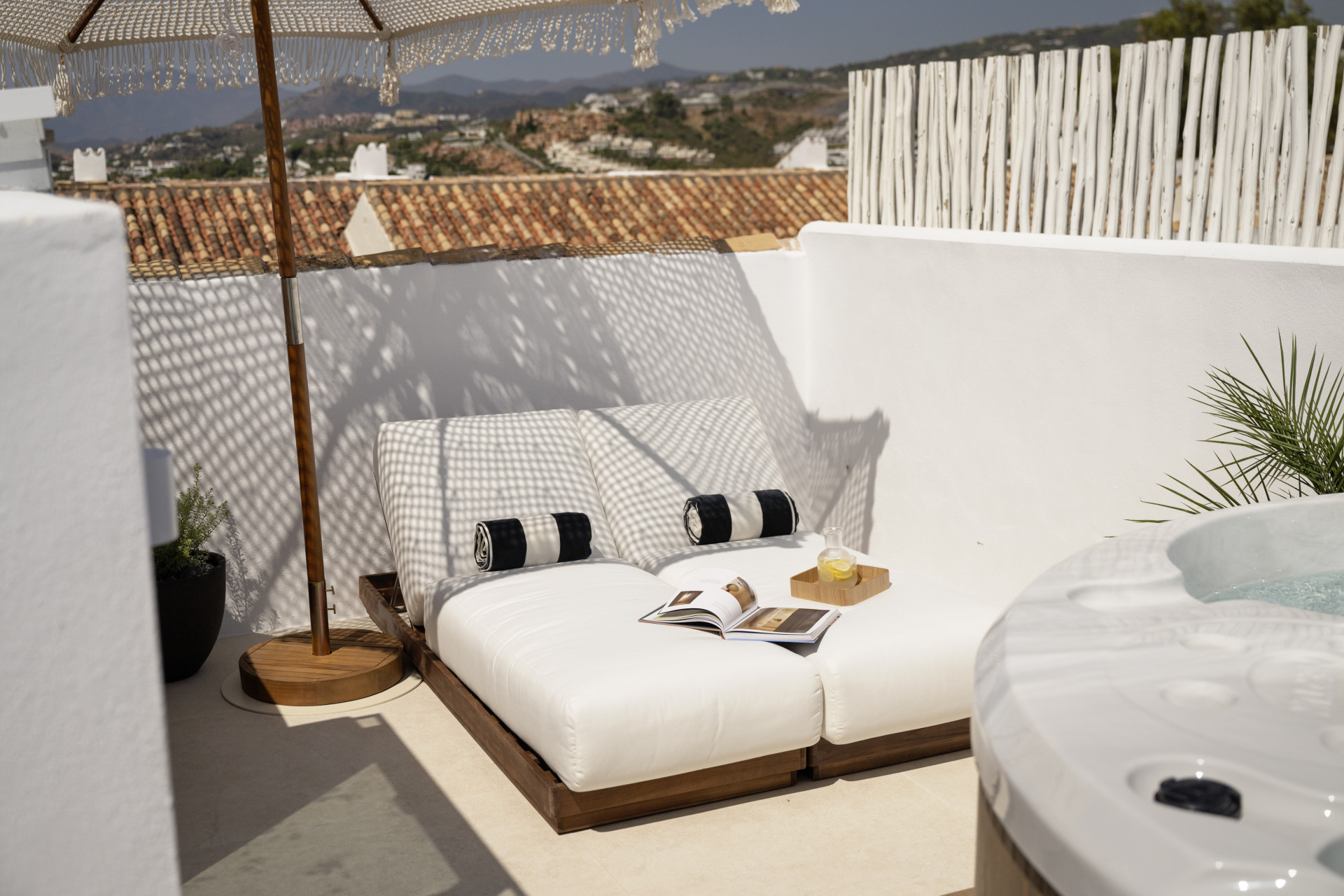 Ático de 4 Dormitorios en venta en Nueva Andalucía, Marbella