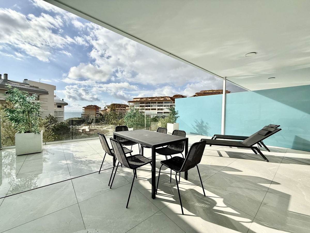 Piso de 2 Dormitorios y 2 Baños en venta en Fuengirola
