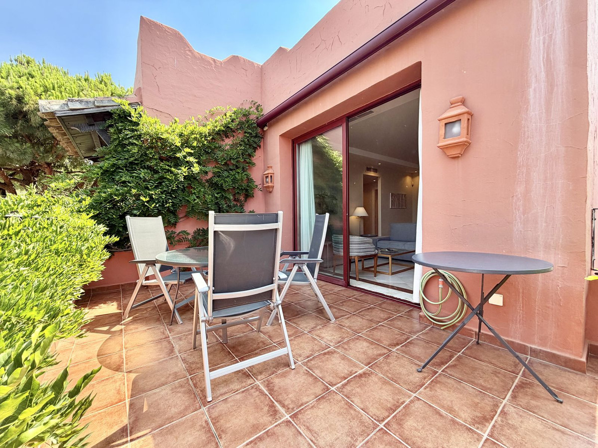 4 спални, 3 бани - Пентхаус под наем в Elviria, Marbella