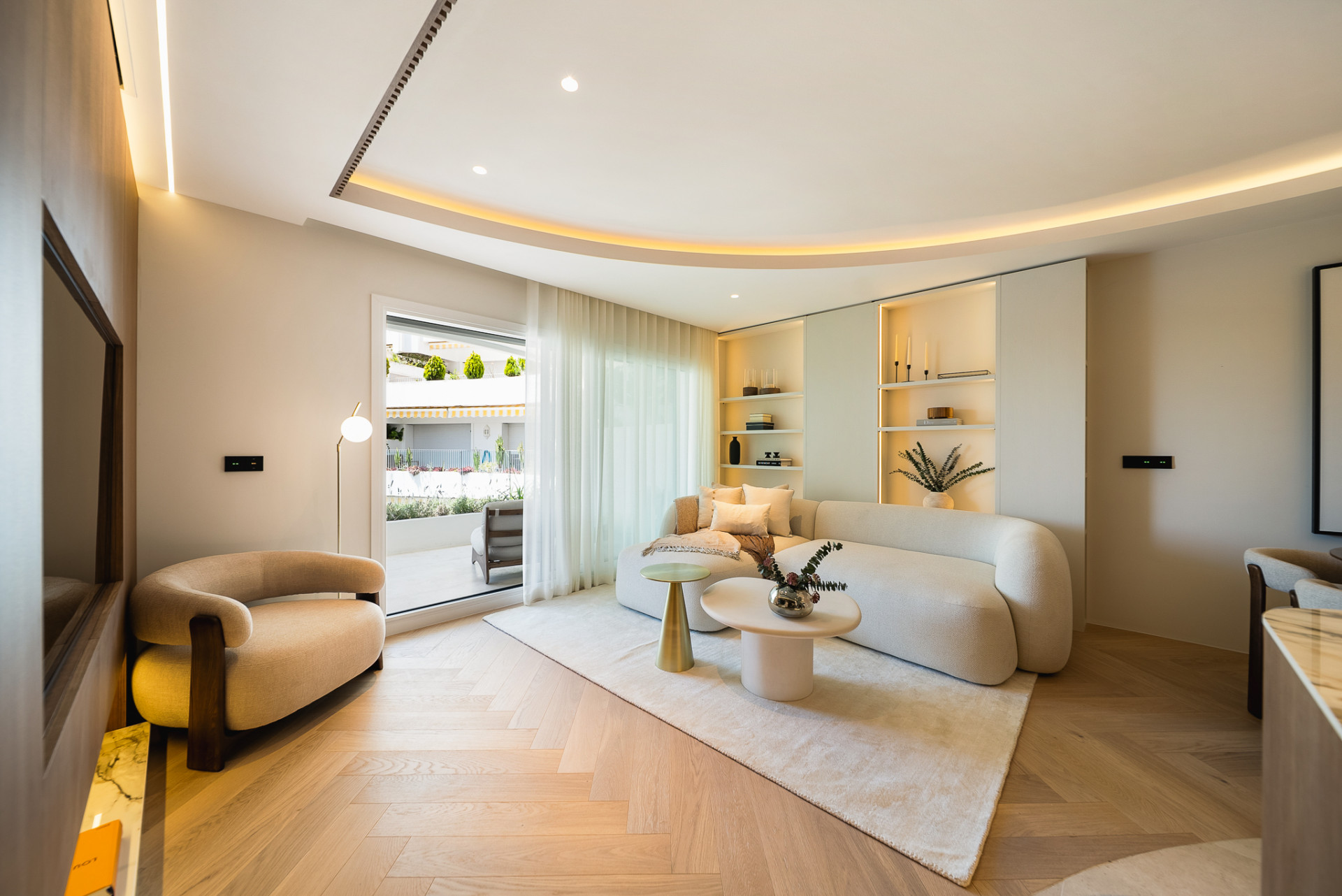 Piso de 3 Dormitorios en venta en Milla de Oro, Marbella