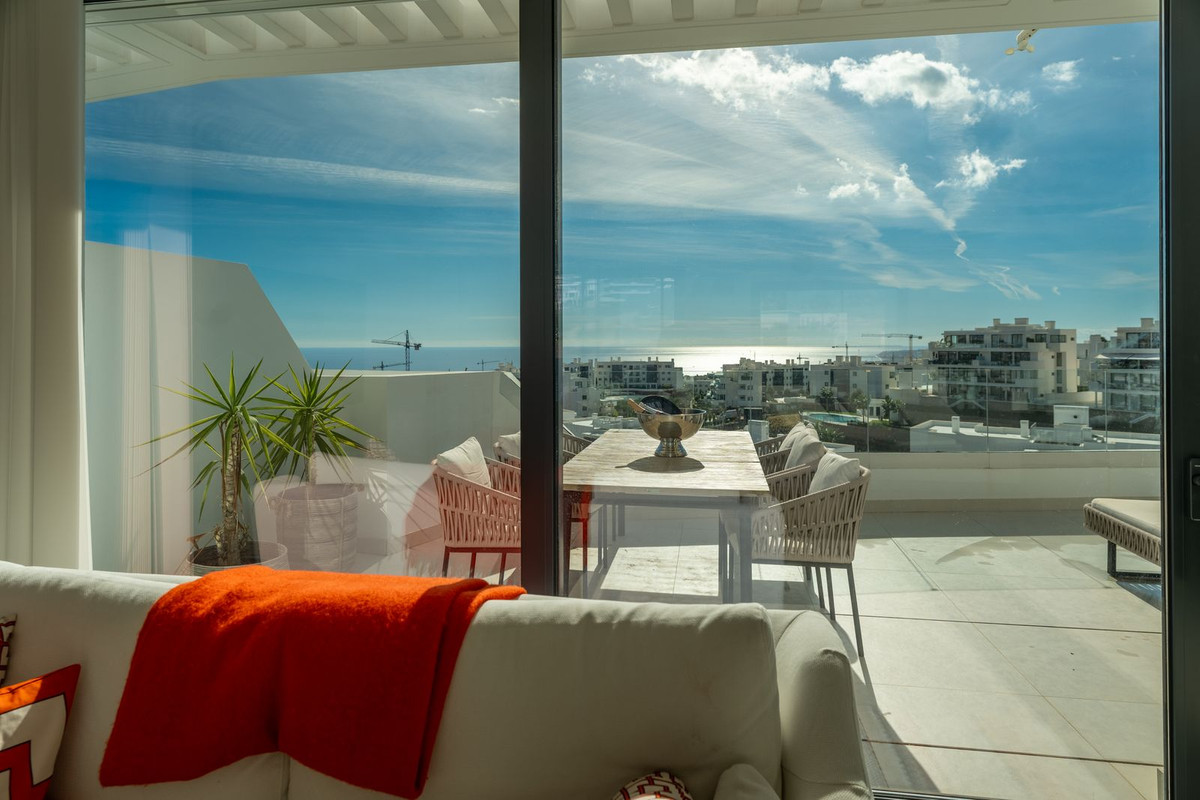 Ático de 3 Dormitorios y 2 Baños en venta en Fuengirola