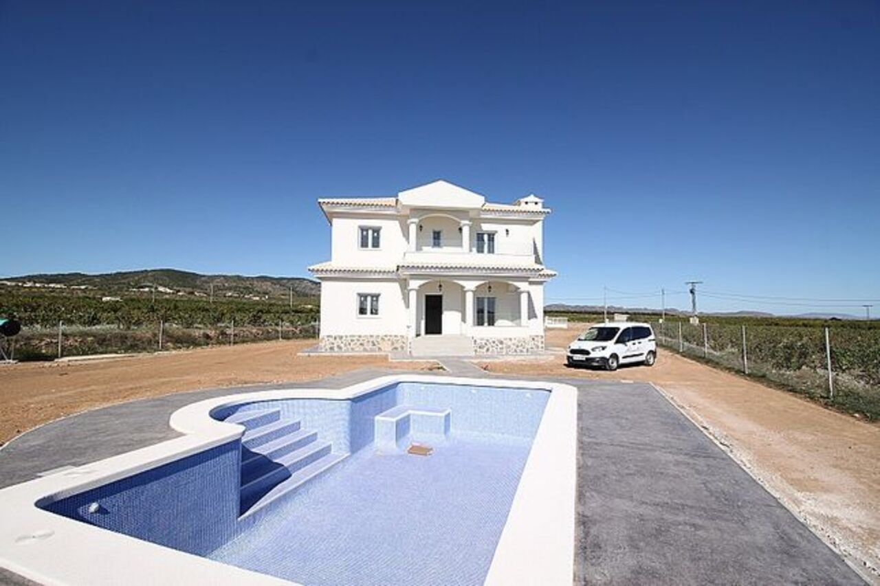 Casa de 3 Dormitorios en venta en El Pinós