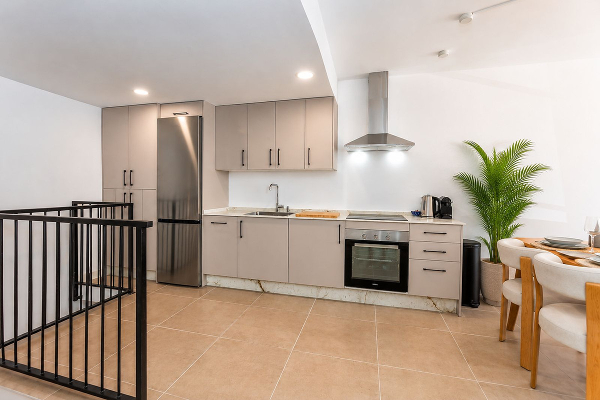 Piso de 2 Dormitorios en venta en Fuengirola