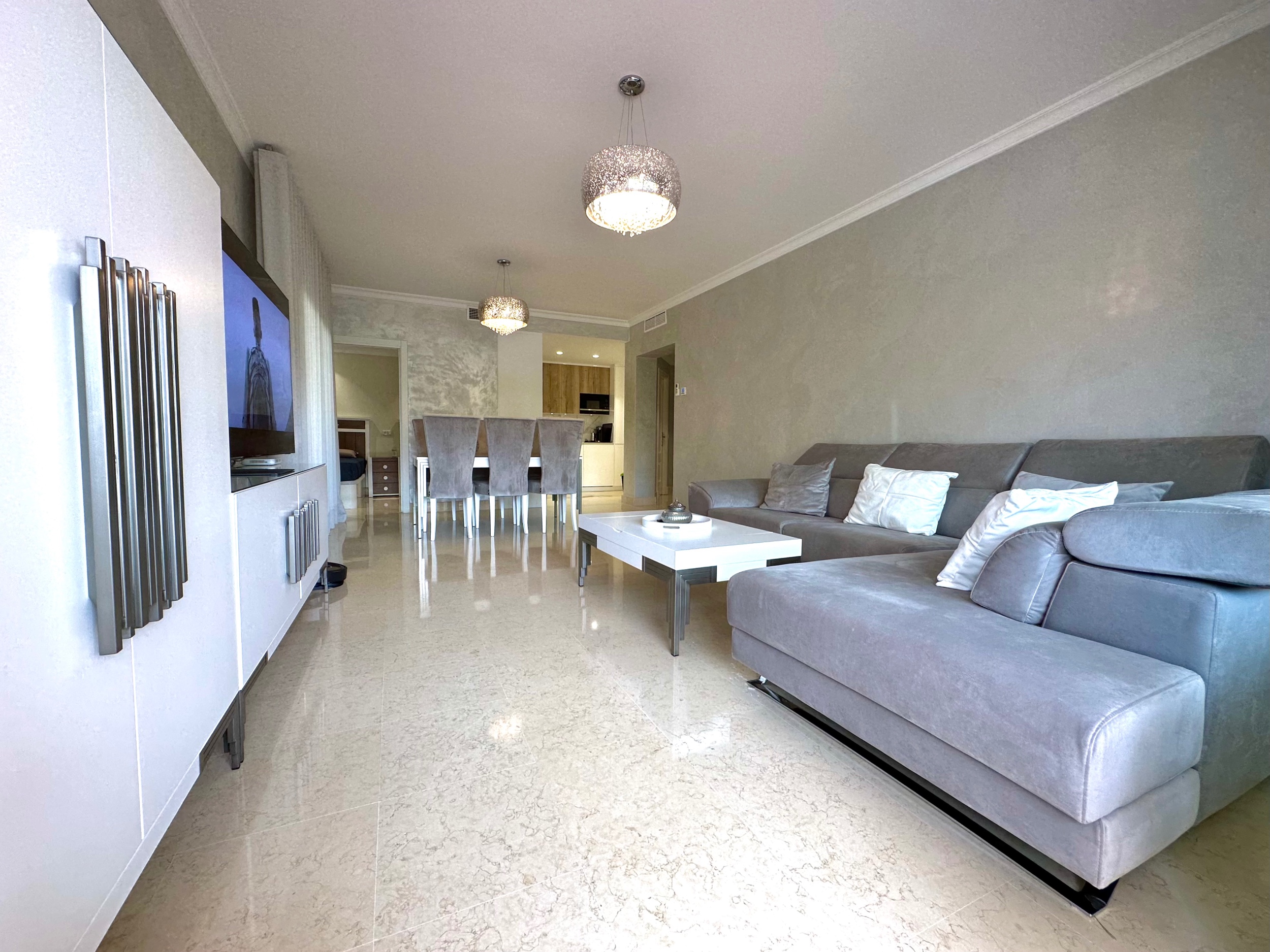 Piso de 3 Dormitorios en venta en Benahavís