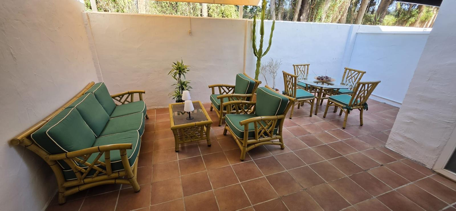 Casa Adosada de 4 Dormitorios y 3 Baños en venta en Nueva Andalucía, Marbella