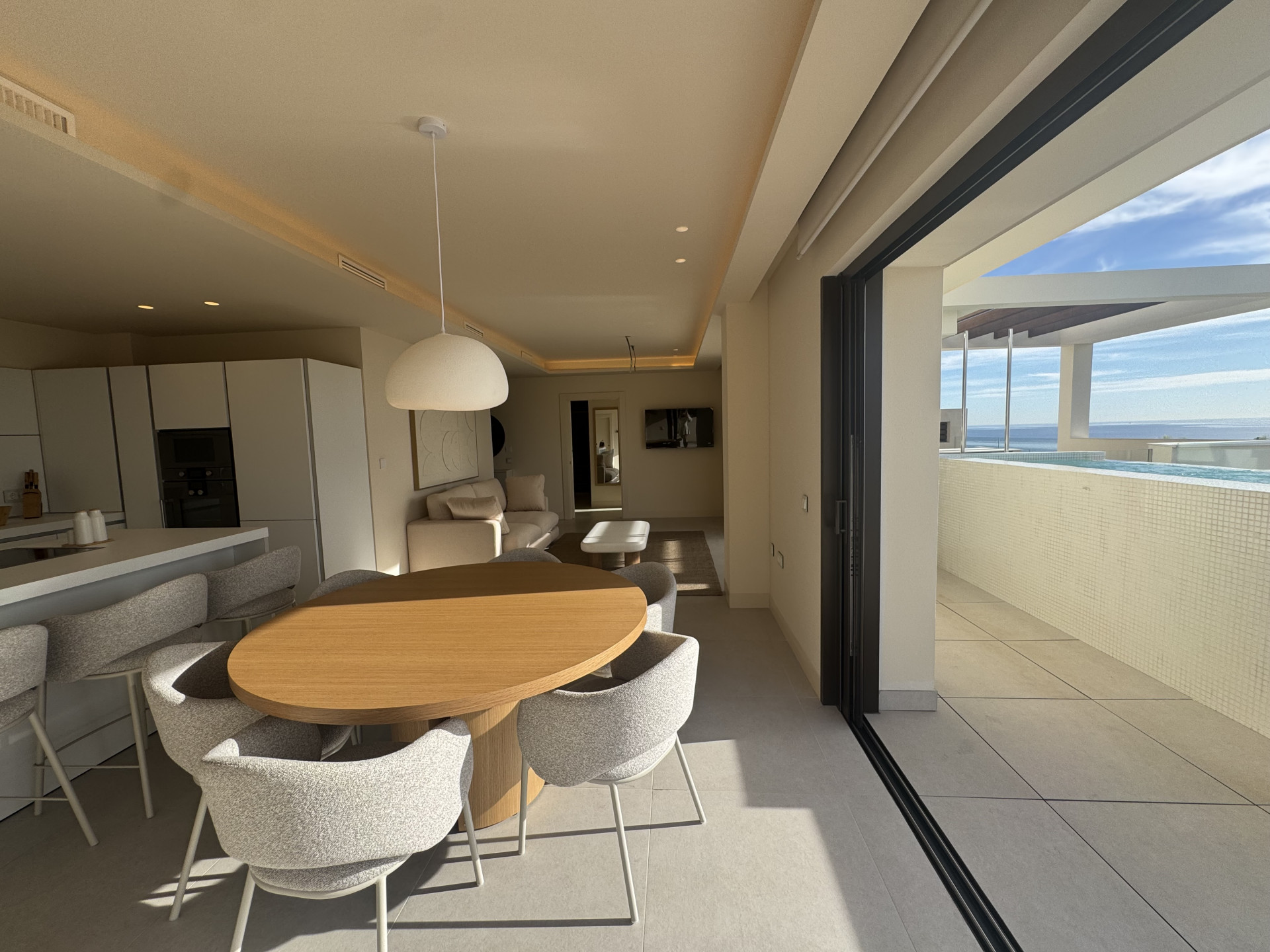 Ático de 4 Dormitorios en venta en Estepona