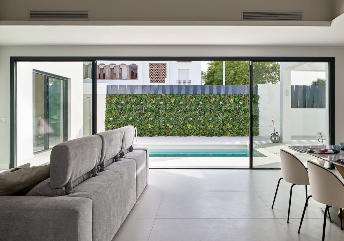 Casa de 3 Dormitorios en alquiler en San Pedro de Alcántara