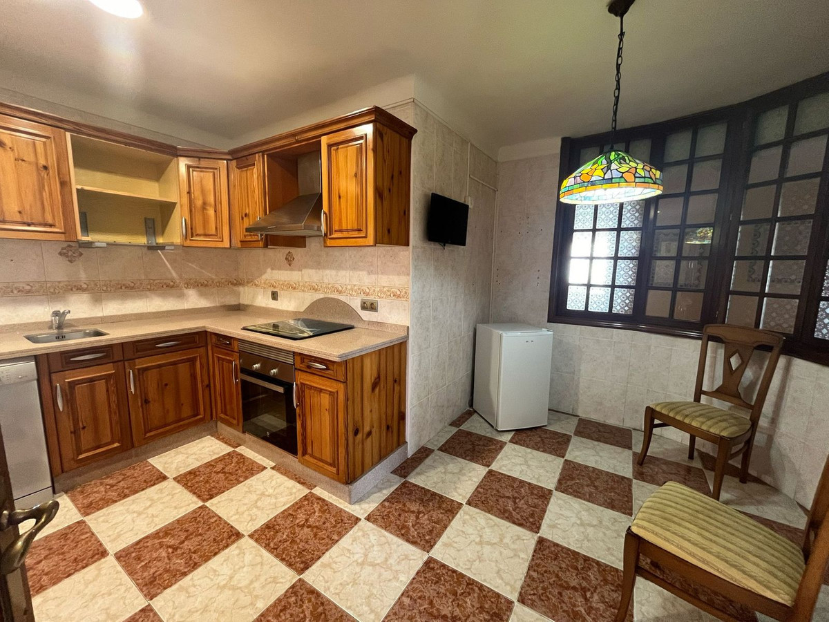 Piso de 3 Dormitorios en venta en Estepona