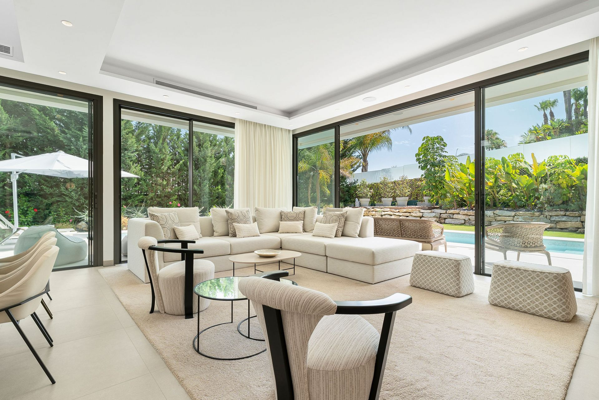 4 спални - Вила за продажба в Nueva Andalucia, Marbella