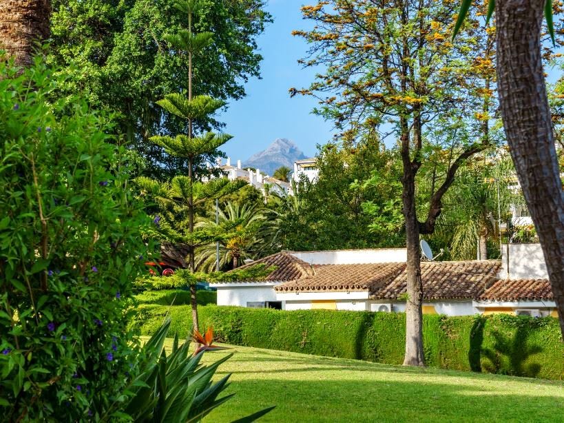Piso de 3 Dormitorios y 3 Baños en venta en Nueva Andalucía, Marbella