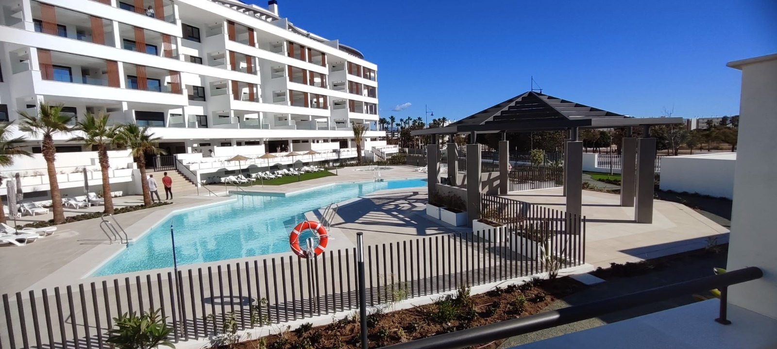 Piso de 3 Dormitorios y 2 Baños en venta en Los Álamos, Torremolinos