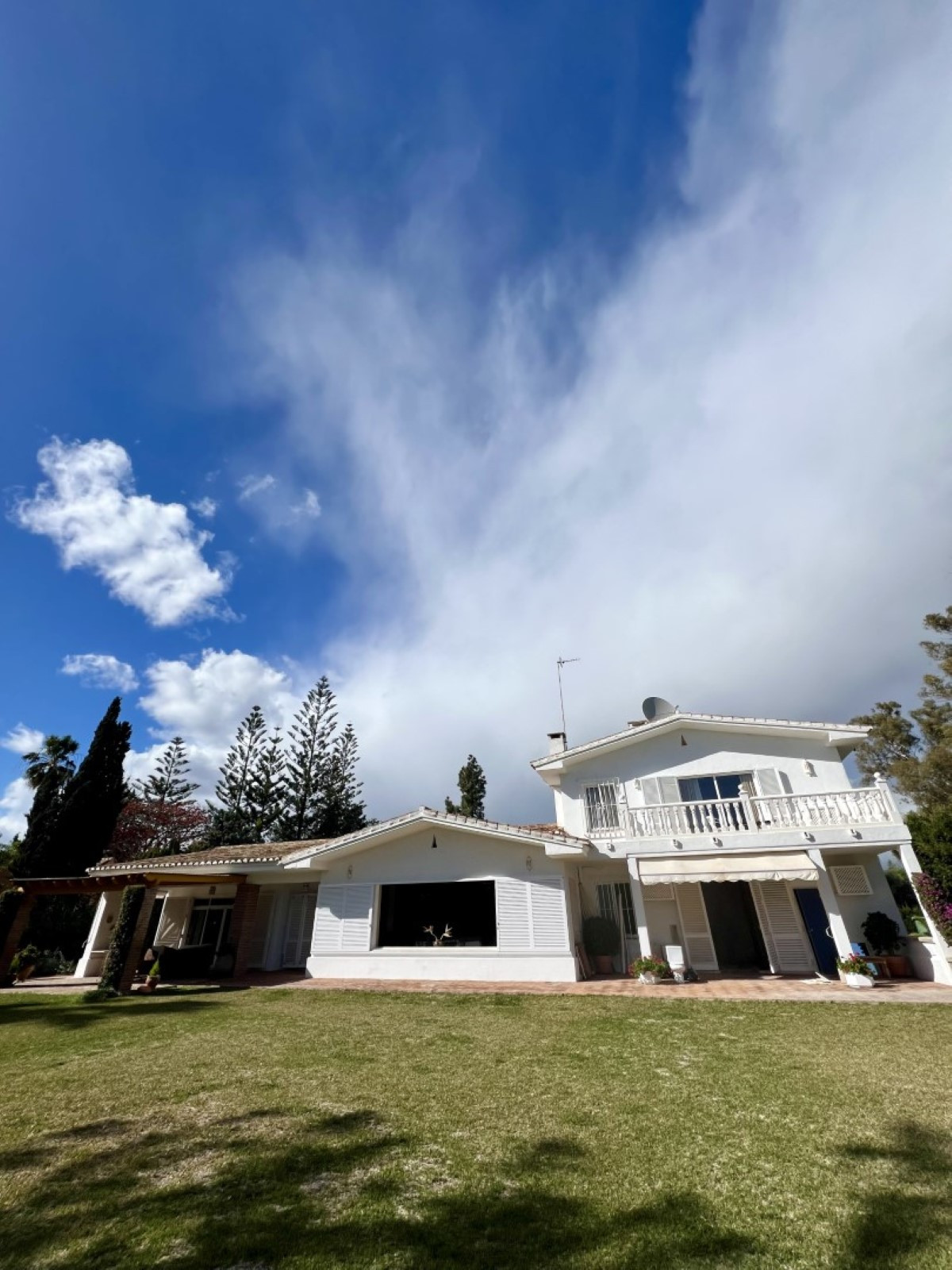 Casa de 5 Dormitorios y 5 Baños en alquiler vacacional en Guadalmina Baja, San Pedro de Alcántara