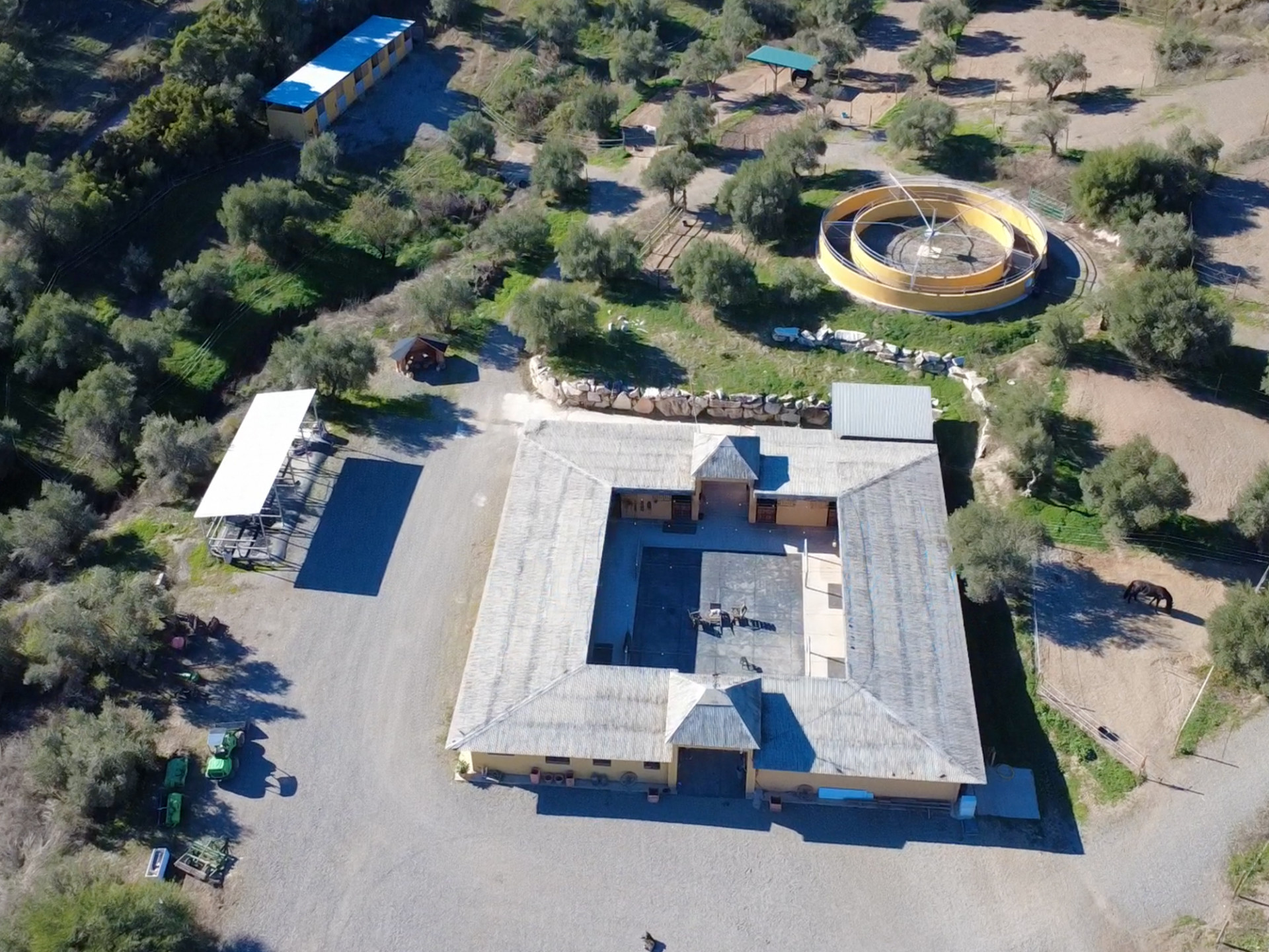 Finca de 12 Dormitorios en venta en Coin