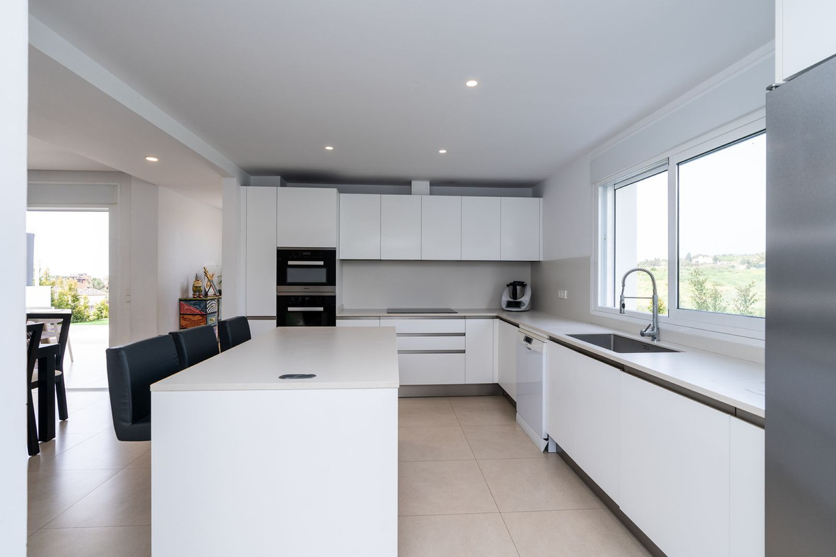 Casa de 3 Dormitorios en venta en Estepona