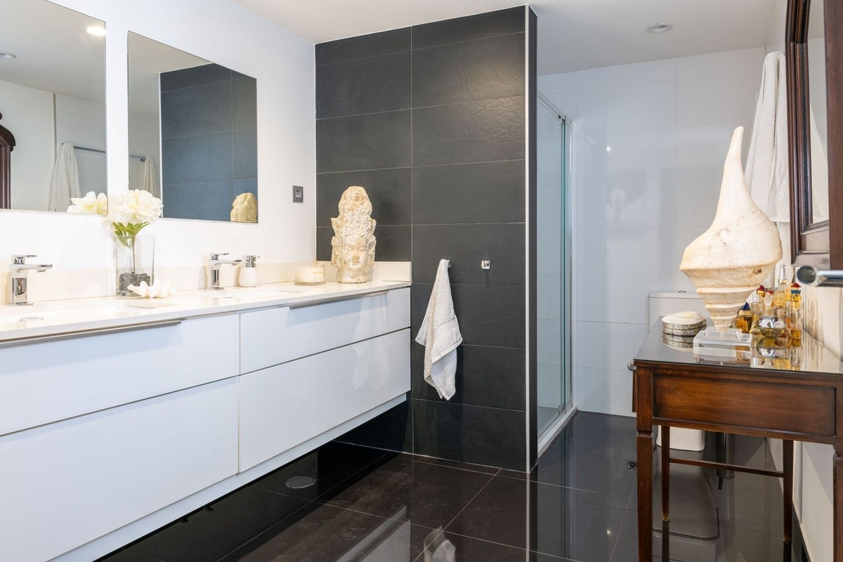 Casa de 4 Dormitorios en venta en Artola