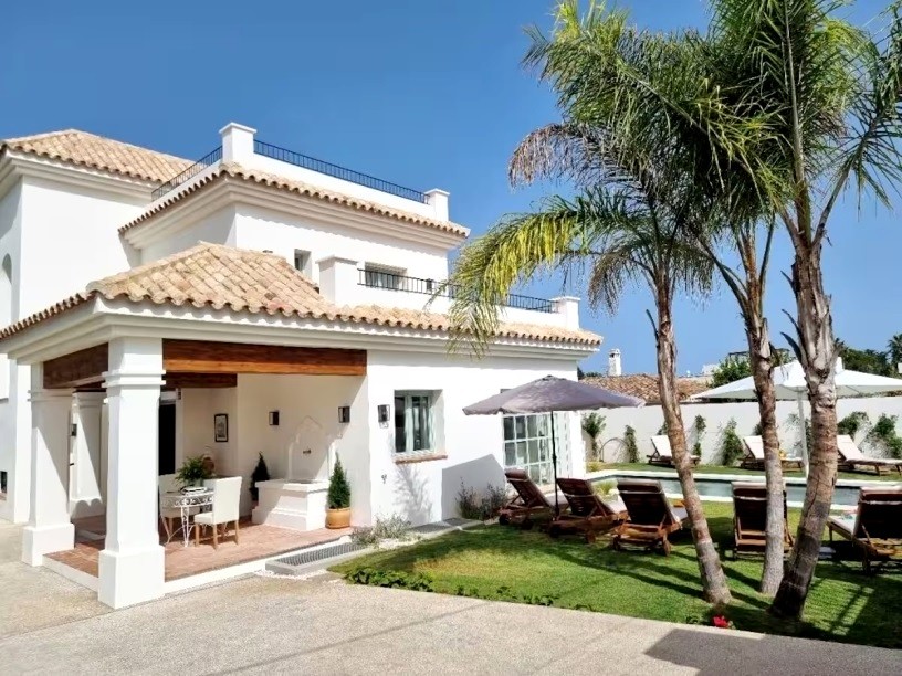 Casa de 5 Dormitorios y 6 Baños en venta en Marbella Centro