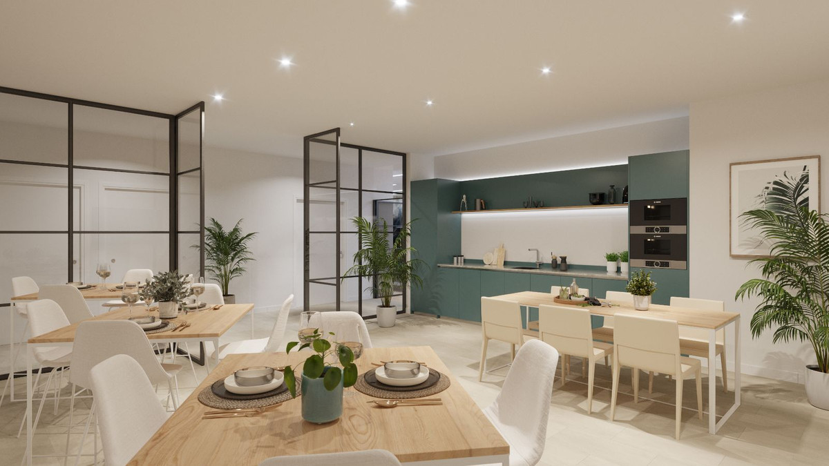 Ático de 3 Dormitorios y 2 Baños en venta en Estepona