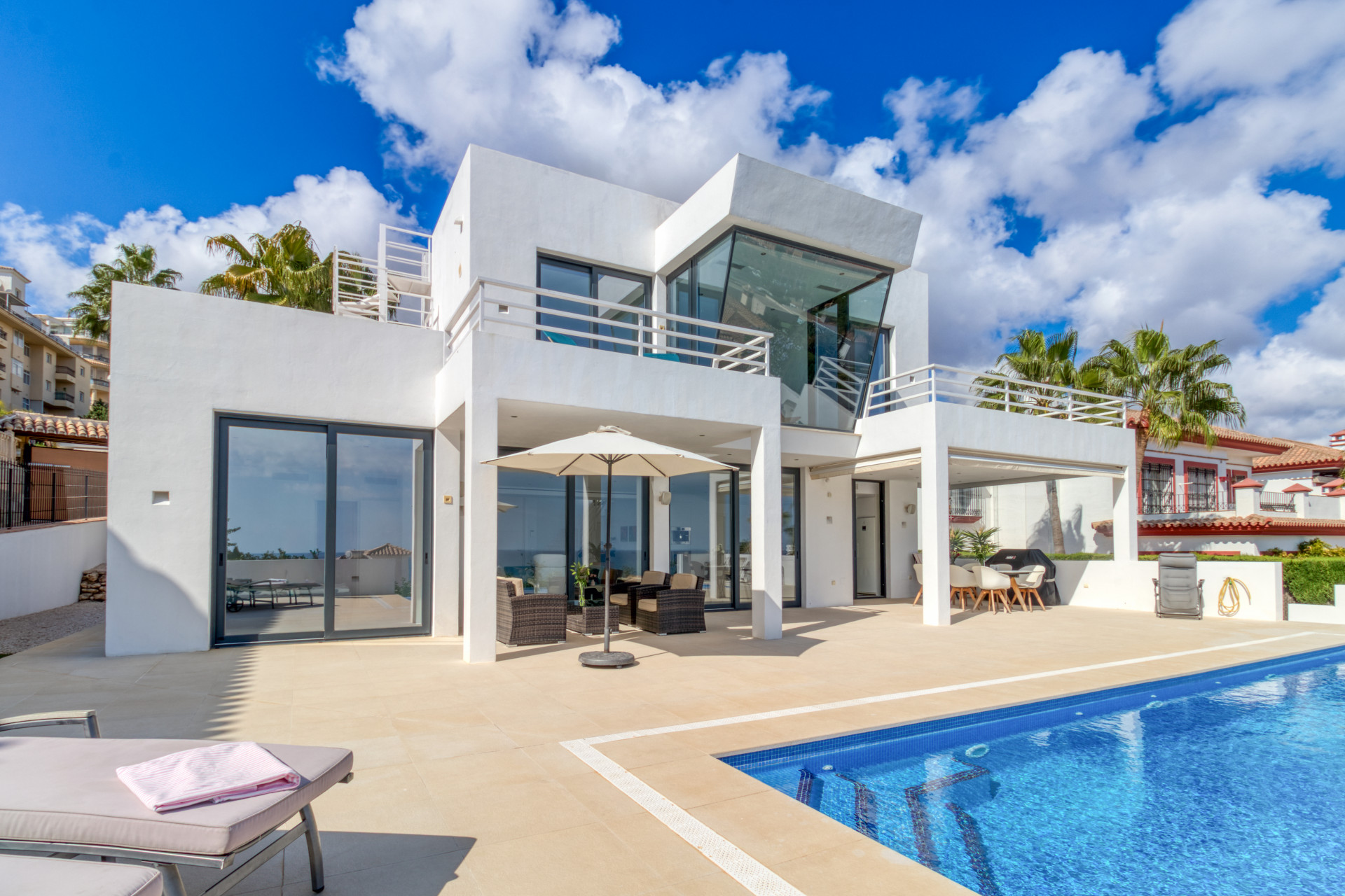 Casa de 4 Dormitorios y 3 Baños en venta en La Cala de Mijas