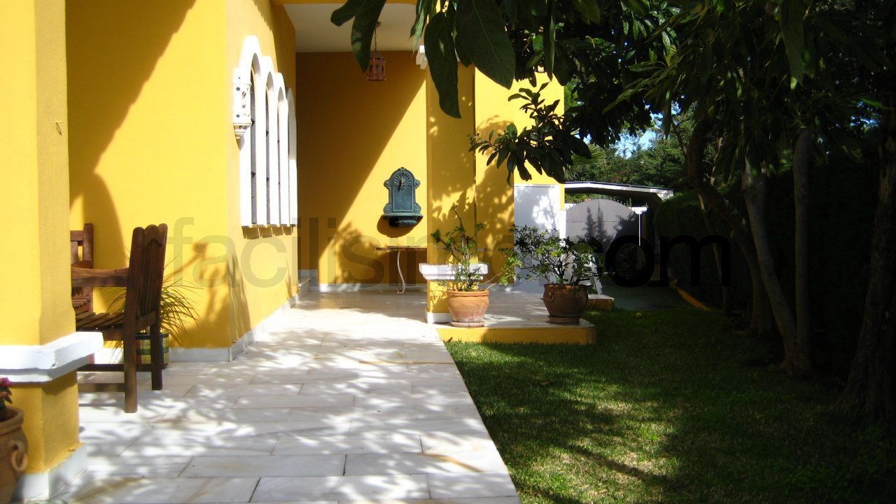 Casa de 5 Dormitorios en venta en Marbella