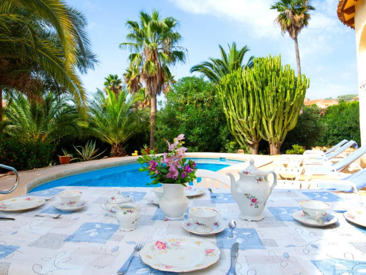 Casa Adosada de 2 Dormitorios y 2 Baños en venta en Calp