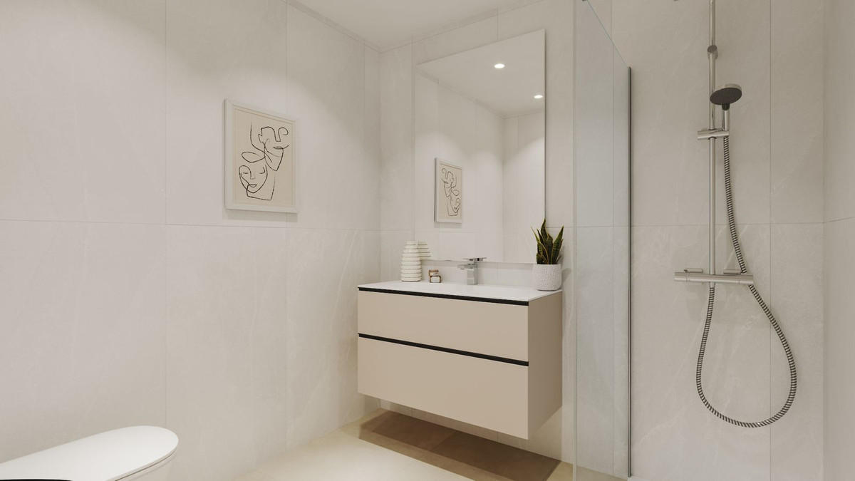 Ático de 3 Dormitorios y 2 Baños en venta en Estepona