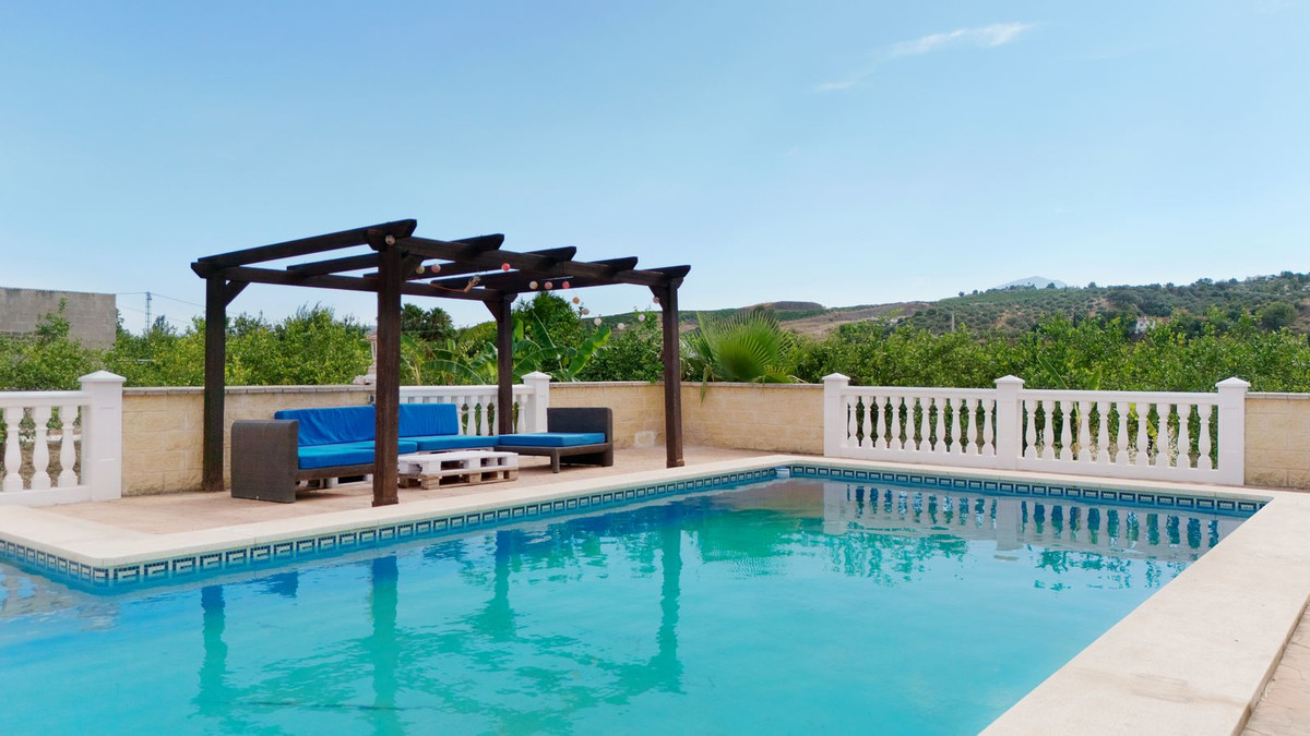 Casa de 3 Dormitorios y 1 Baño en venta en Álora