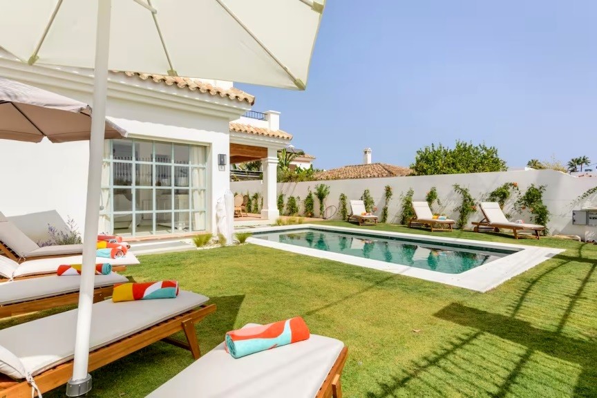 Casa de 5 Dormitorios y 6 Baños en venta en Marbella Centro