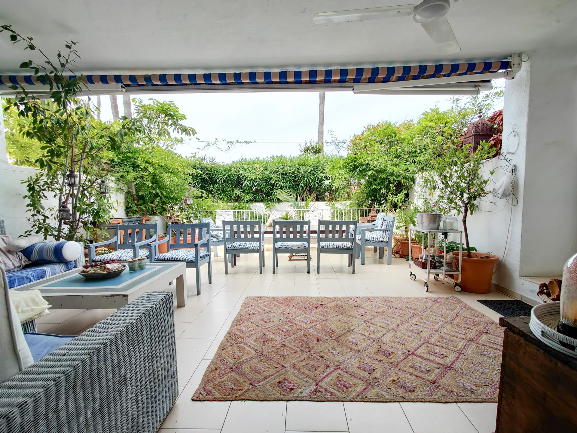 4 Bed - Apartment for Sale in Rio Real, Marbella
