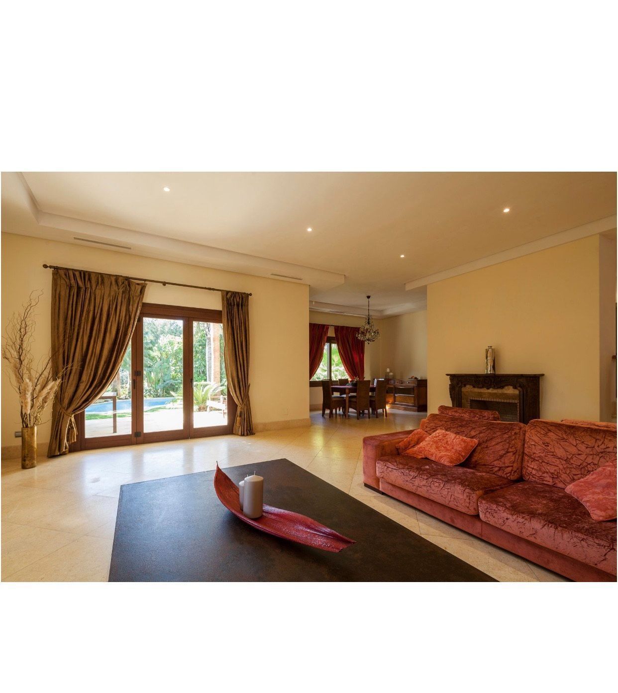 Casa de 5 Dormitorios y 6 Baños en venta en Milla de Oro, Marbella