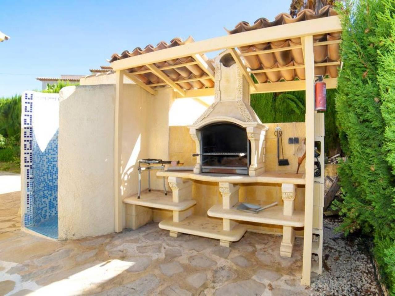 Casa Adosada de 2 Dormitorios y 2 Baños en venta en Calp