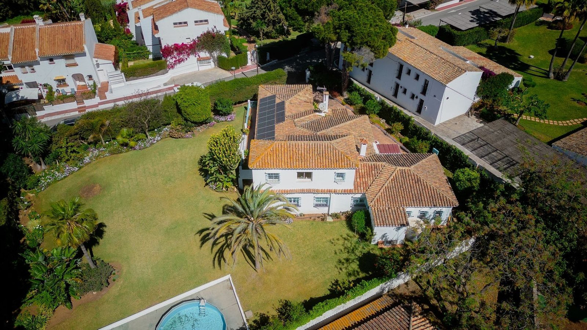 Casa de 4 Dormitorios en venta en Artola