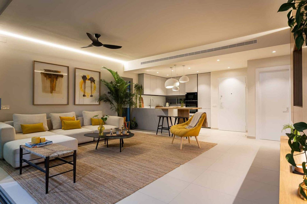Piso de 3 Dormitorios y 3 Baños en venta en Mijas