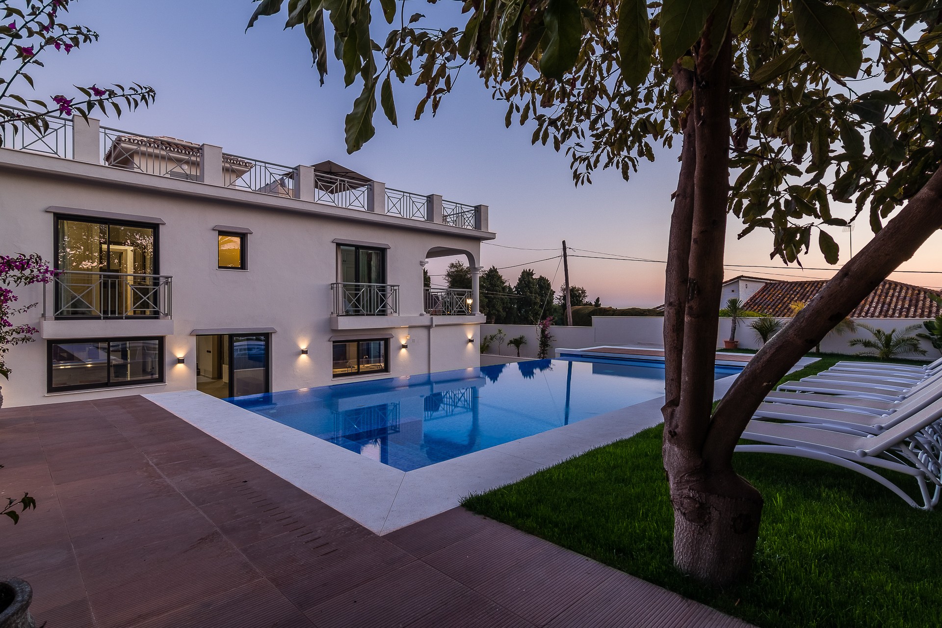 5 Slaapk., 5 Badk. - Villa te koop in Rio Real, Marbella