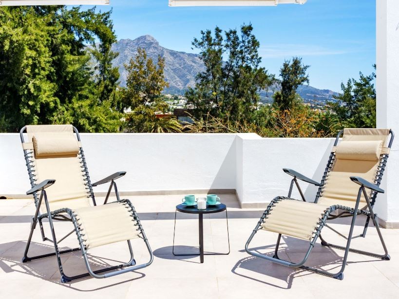 Casa Adosada de 3 Dormitorios y 2 Baños en venta en Marbella Centro